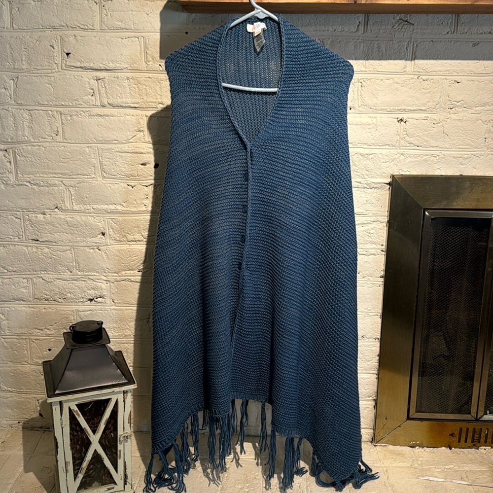 Lularoe sweater shawl